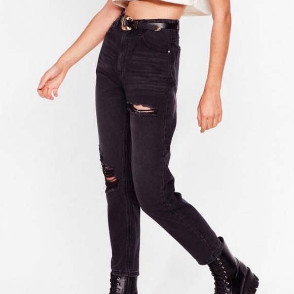 NEW Nasty Gal High Waisted Ripped Mom Jeans - Picture 4 of 5